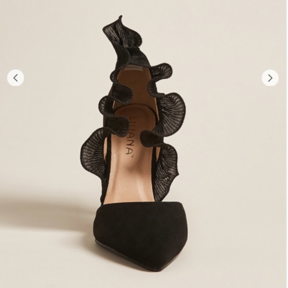 Liliana Shoes - brand new pleated trim pump